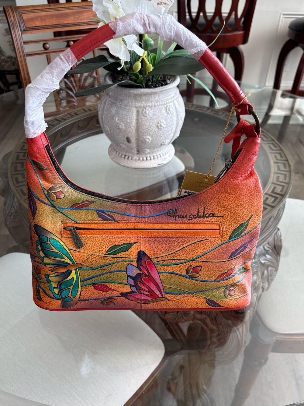 🧡♥️ANUSCHKA VIBRANT BUTTERFLY DESIGN HAND PAINTED LEATHER HOBO/SHOULDER BAG!🧡♥️ - Picture 2 of 9